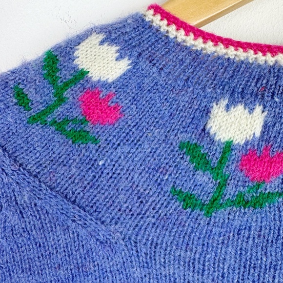 Susan Bristol Vintage Purple Tulip Wool Sweater - Picture 8 of 11